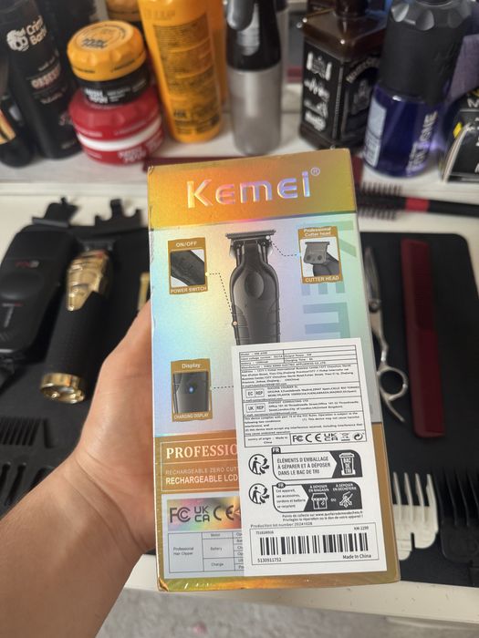 Masina de contur Kemei 2299