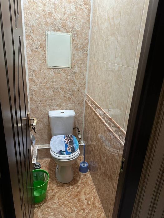 Продаётся своя просторная квартира на Каракамыш2/5,  1 этаж, 9этажный