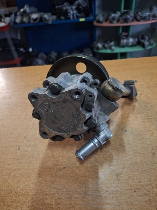 Pompă servo direcție Nissan K11 1.5 D 1998-2003