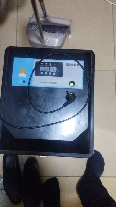 Продам инкубатор в отличном состоянии