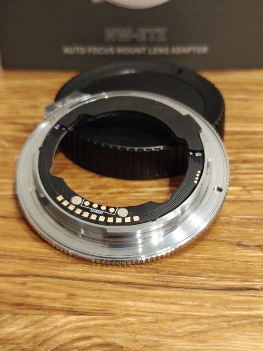 Adaptor autofocus NEEWER de la montura Sony E la Nikon Z