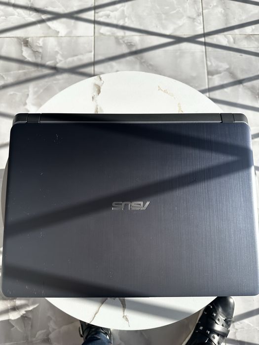 Продам ноутбук Asus