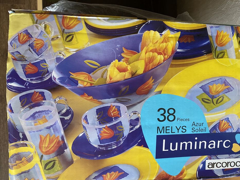 Сервиз столовы, чайный