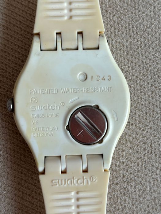 Часовник Swatch - Sofia Mulanovich