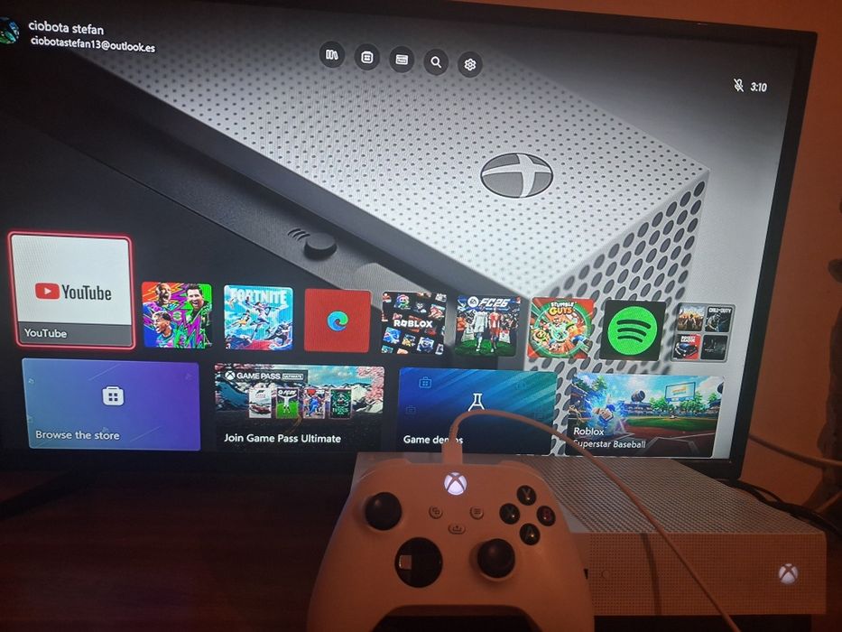 Vand xbox one s  500gb