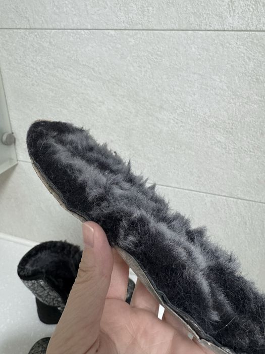 Продам угги детские