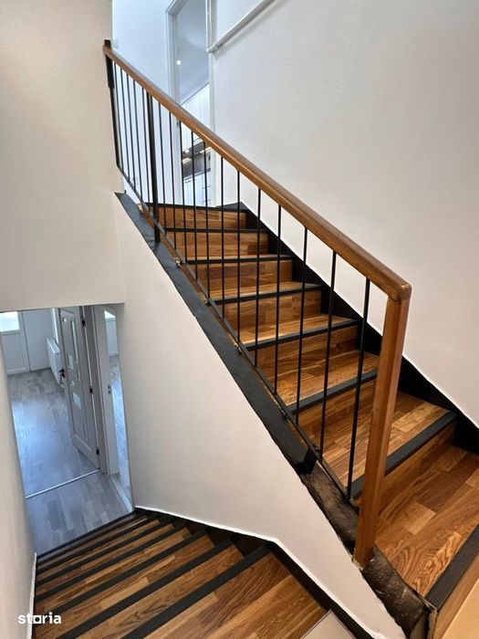 De vanzare apartament tip duplex,3 camere si 2 balcoane, renovat,etj 1
