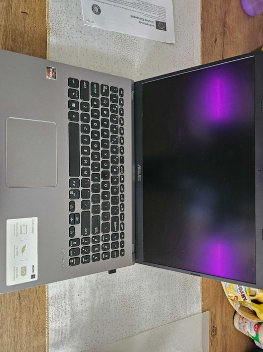 Vand Laptop Asus în stare foarte bună