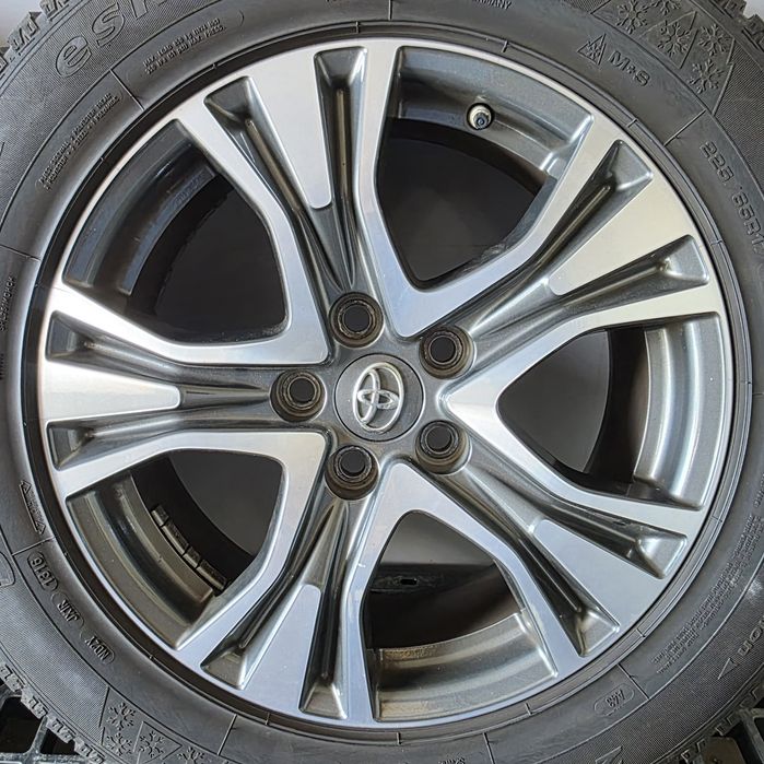 Jante Originale Toyota Rav4 225/65R17 iarna