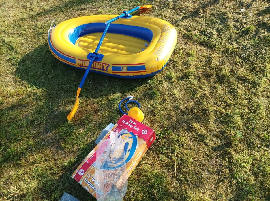 Надуваема детски лодка, нова