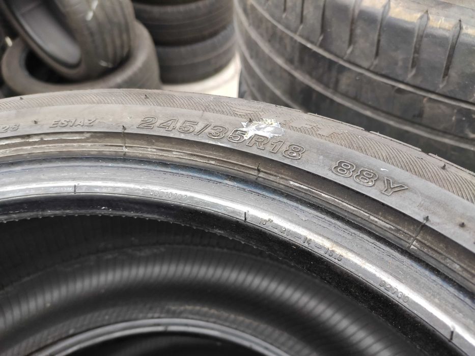 2бр Летни гуми 245 35 18 - Bridgestone