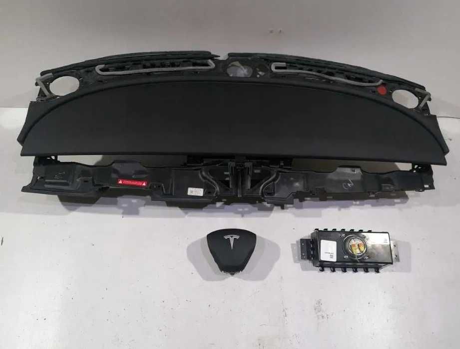 Tesla Ремонт Рециклиране ремонт на аирбаг ейрбег  ЕС и САЩ