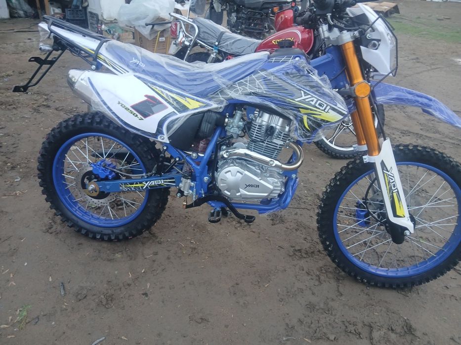 Мотоцикл сатылады 200куб