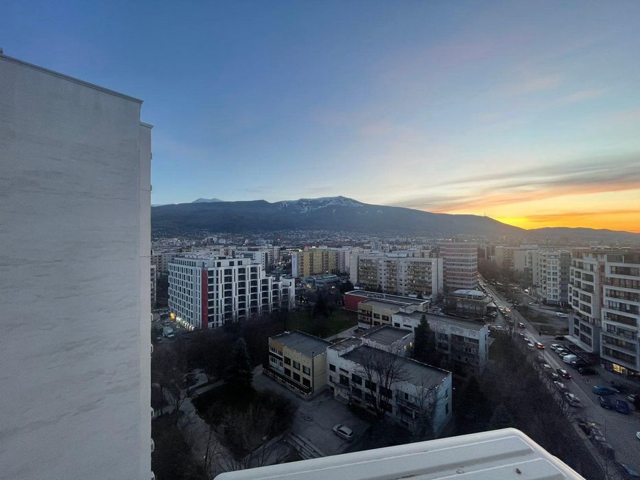 Продава се Двустаен апартамент в София, Студентски град - 59 кв.м за 1210 €/кв.м - Снимка #1