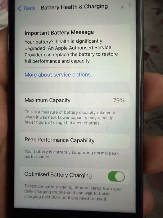 Apple iPhone 8 ..