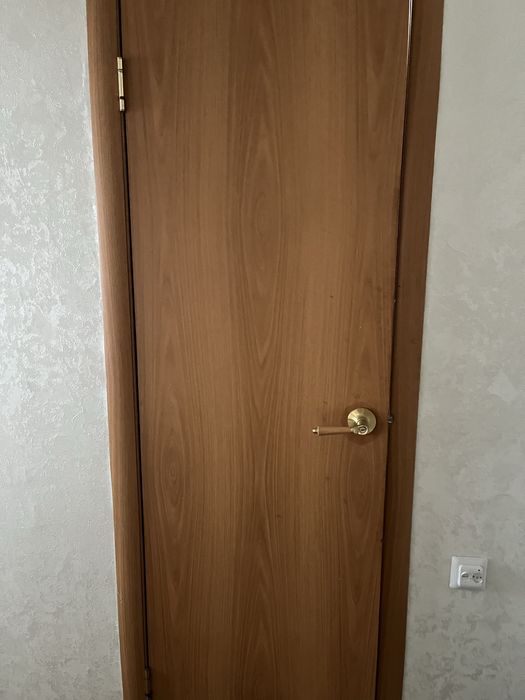 продам двери в хорощем состояни