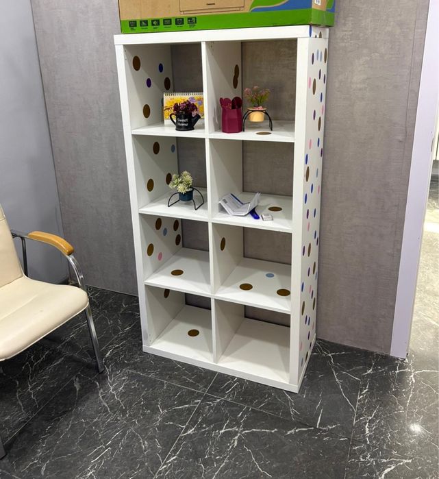 Стеллаж для салона красоты