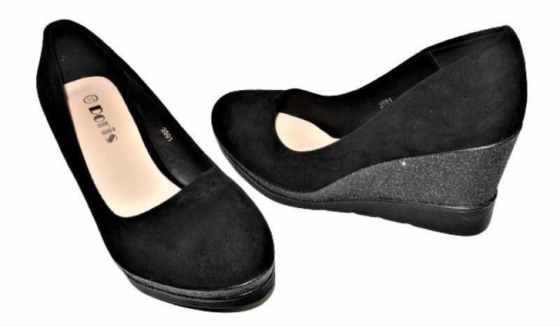 Дамски обувки на платформа