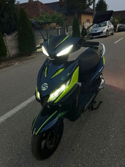 Vând scuter electric Rdb Storm 2200W cu RAR făcut