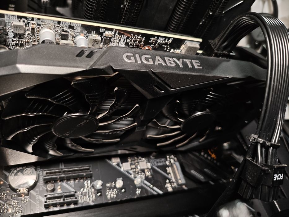 i7-12700KF / Z690 TUF / 32GB