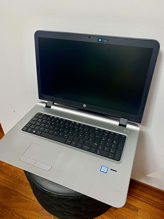 HP ProBook 470 G3 | 17.3" | Baterie 2.5h | i5 Gen 6 | 8GB RAM | Radeon
