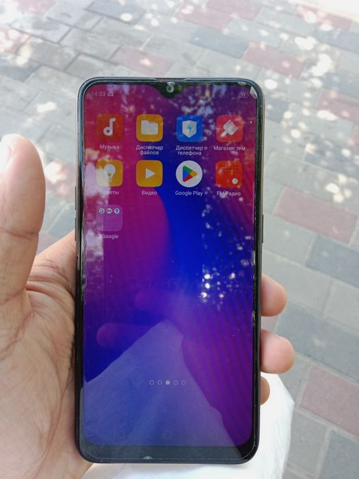 Продам телефон Oppo A5s