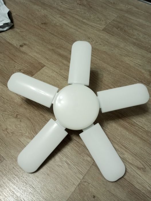 Продам лампу светодиодную