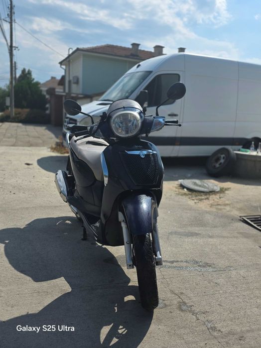 Aprilla Scarabeo 200i
