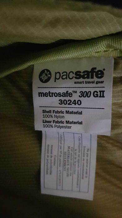 PacSafe Metrosafe 300 GII 13" Laptop Bag/ Carry-on travel bag - Black