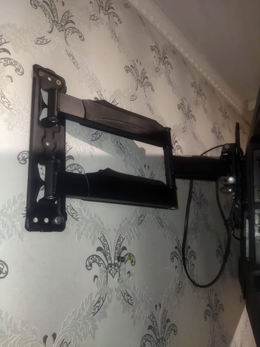 Продам кронштейн на телевизор