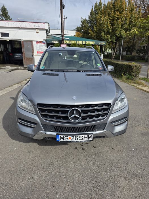 Mercedes ML250 2013 Climatronic/Scaune incalzite/Unic proprietar Ro