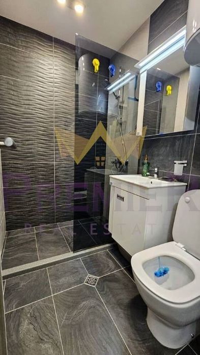 Дава се под наем Двустаен апартамент в Варна, Бриз - 74 кв.м за 765 € - Снимка #8