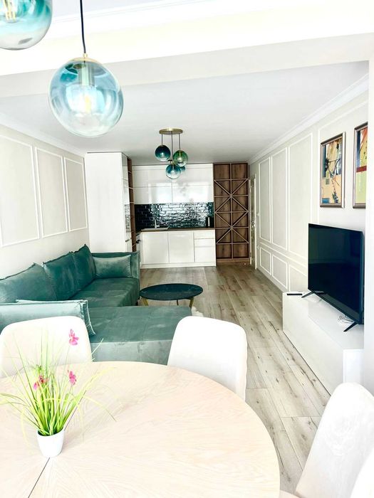 Дава се под наем Тристаен апартамент в Бургас, Лазур - 130 кв.м за 1150 € - Снимка #18