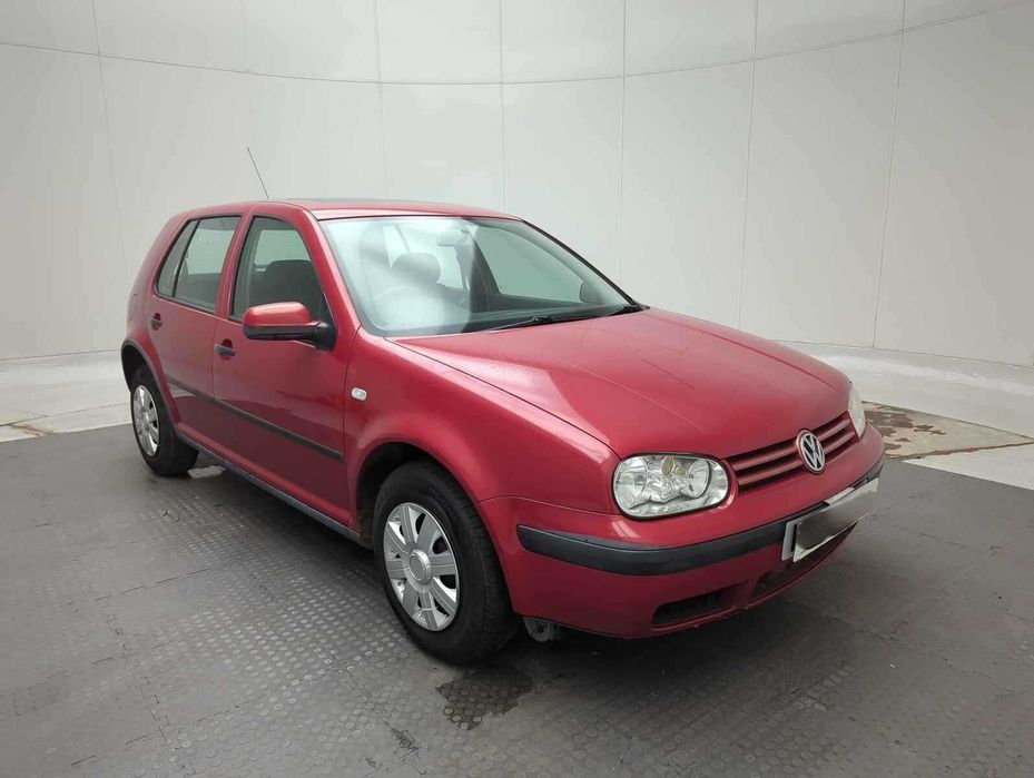Dezmembrari dezmembrez Volkswagen Golf 4 1.6 MPI cod motor AVU BFQ