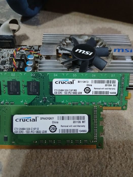 Продам ОЗУ DDR3 на 4 Гб