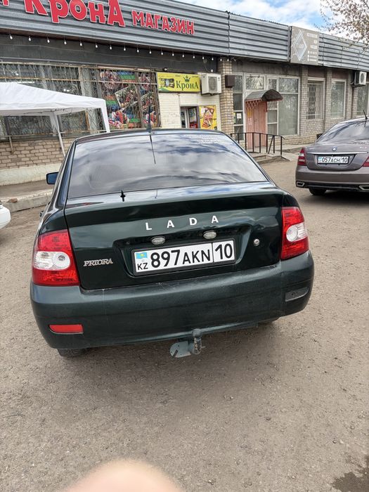 Продам машину Priora