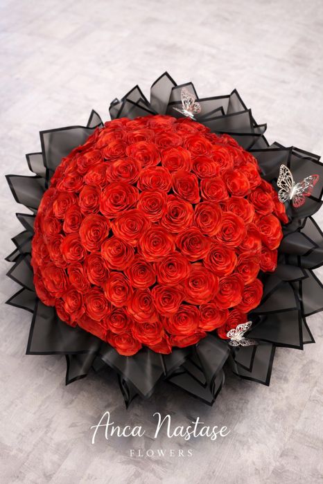 Buchet de 101 trandafiri de satin