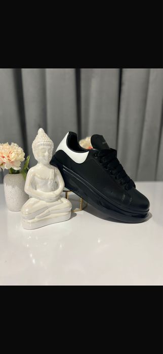 Sneakers Alexander McQueen – Design elegant