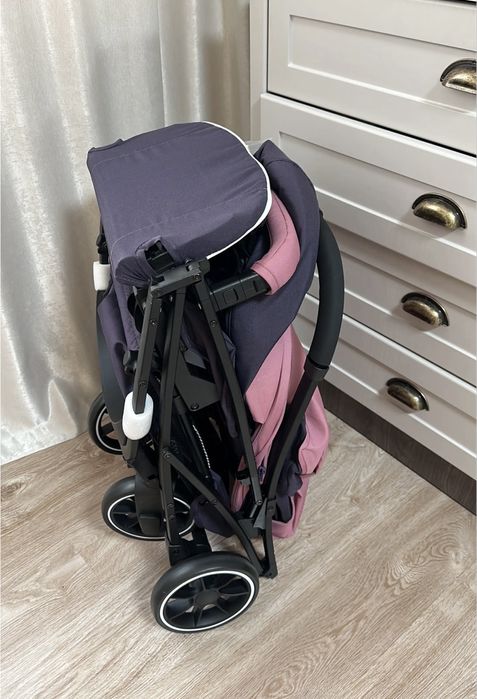 Прогулочная коляска Babyton