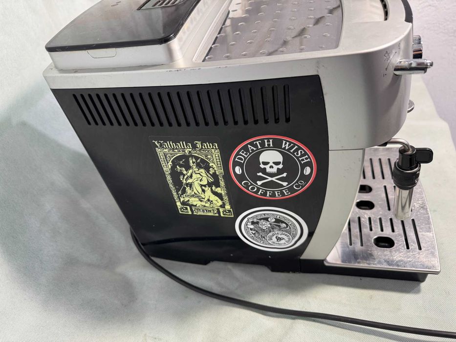 Кафемашина -  Delonghi Magnifica S / 1450W / 15 bar
