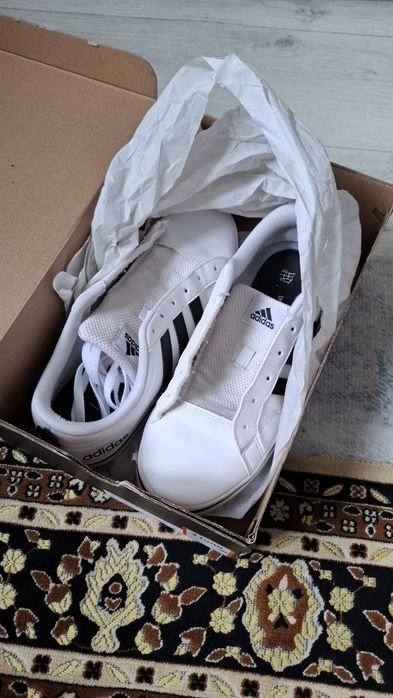 Кроссы adidas оригинал