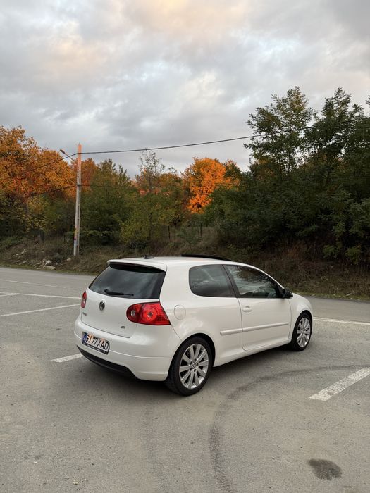 Golf 5 1.6 MPI GT R line R32