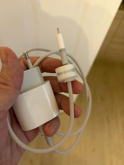 Продам iphone 13/128 gb, black