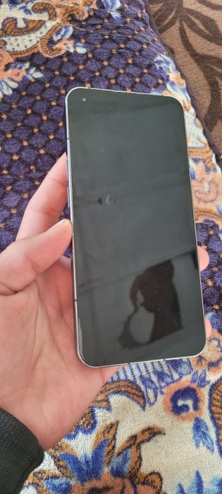 NOTHING 128gb/10gb Flagmin telefonlar qatoriga kiradi