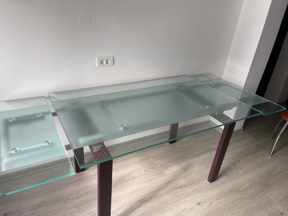 Masa de sticla extensibila Miobexpert
