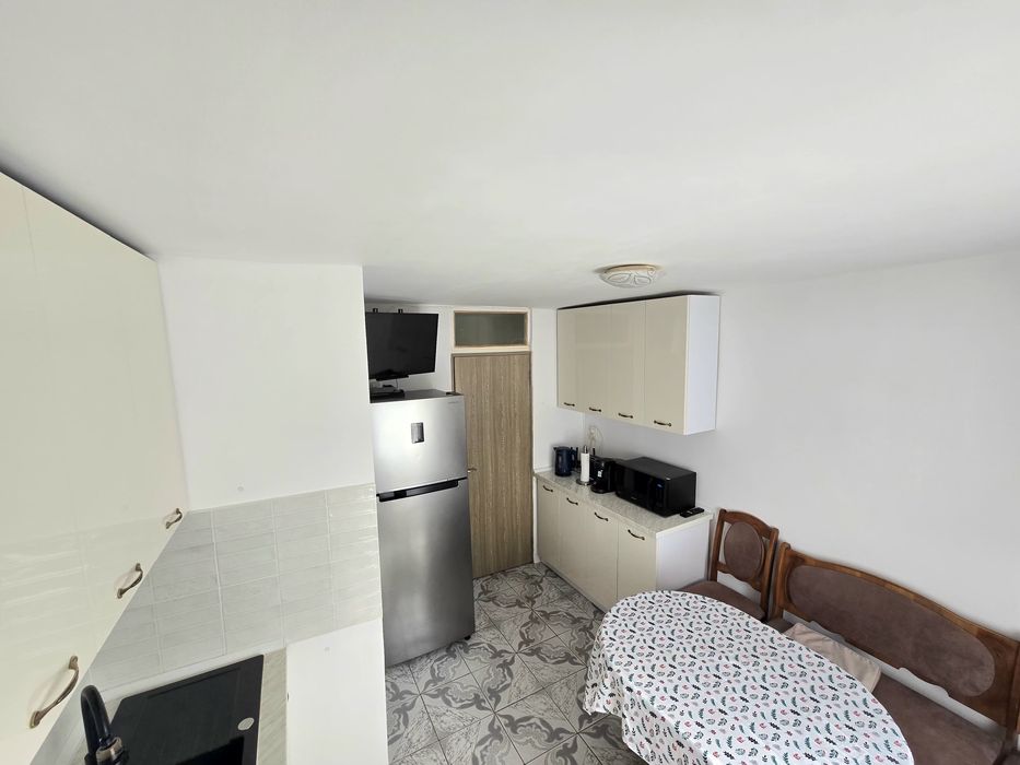 SCHIMB  apartament 3 camere București cu Vila/Casa in zona Brasov