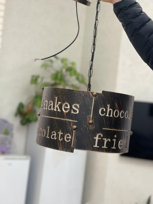 Продается светильник