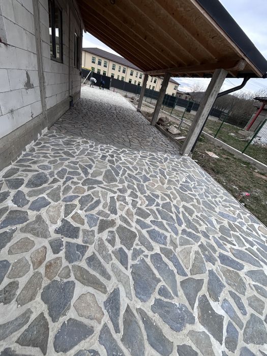 Vand si montez piatra