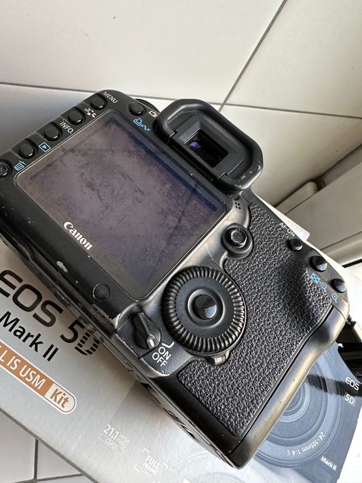 Фотоаппарат Canon EOS 5D Mark II Body