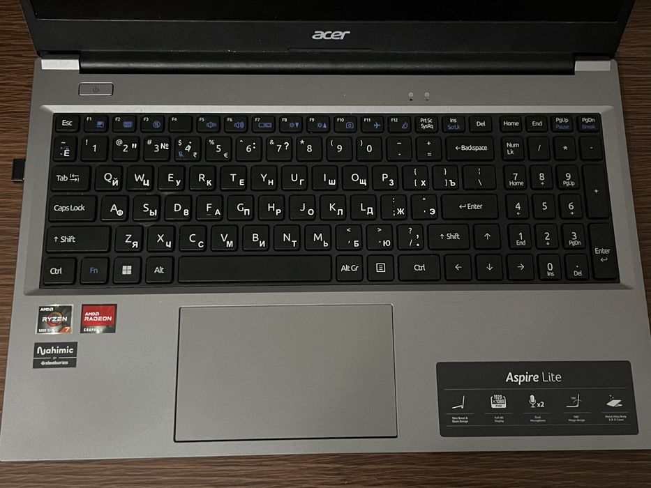 Продаю ноутбук Acer